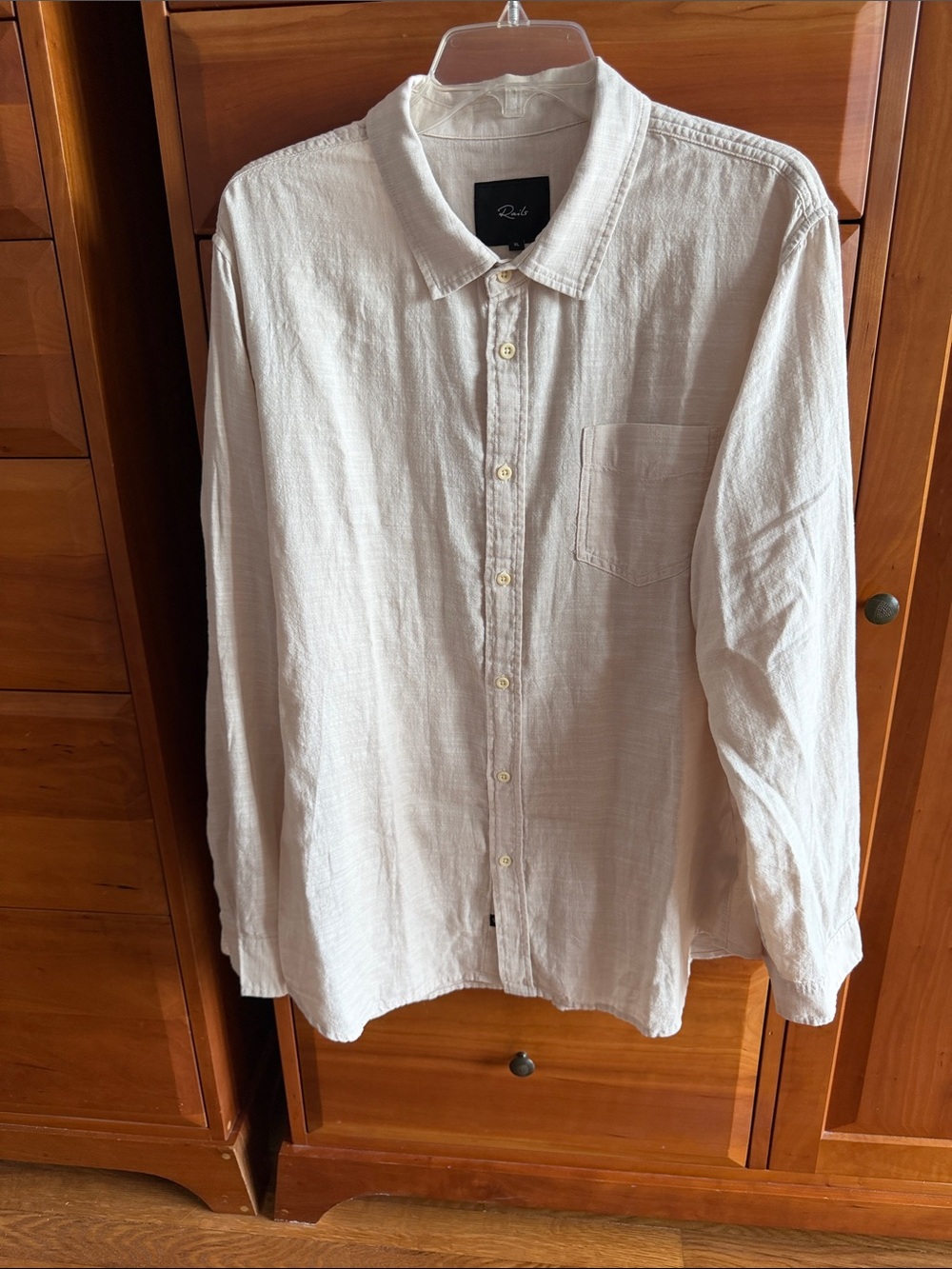 Rails men’s button down Wyatt shirt, in cream color (Hummus) size XL